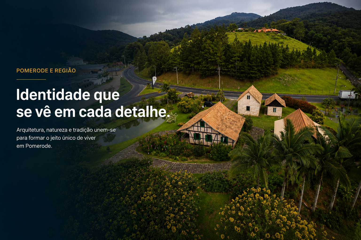 Casas em estilo enxaimel entre natureza e colinas em Pomerode.