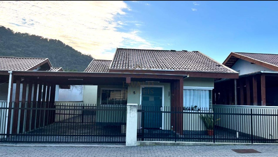 RB-CA0003 — Casa no Rega Dois, em Pomerode — foto 1