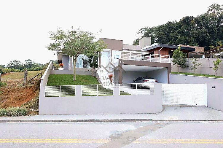RB-CA0004 — Casa no Ribeirão Areia, em Pomerode — foto 1